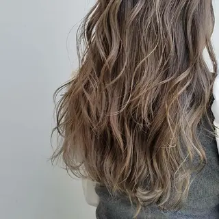 セミロング カラー パーマ ヘアアレンジ マツエク・マツパ iplus まつげ、眉毛、耳つぼのマツエク・マツパデザイン