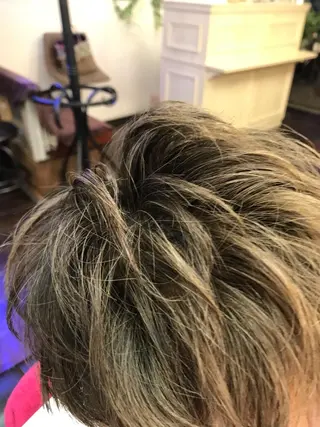 ショート カラー 桧山 真のヘアスタイル