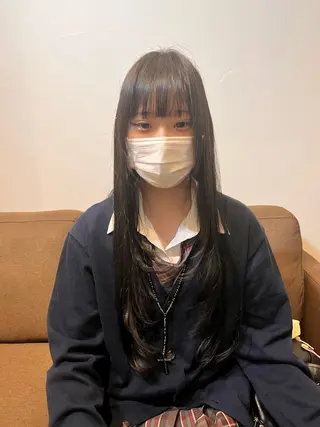 ロング 臺 佳連のヘアスタイル