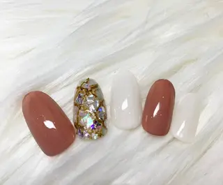 ネイル 駒月 明日香の眉毛・アイブロウイメージ