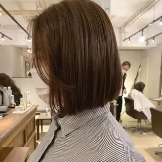 ショート カラー 透明感/オリーブ/ グレージュ/YUKAのヘアスタイル