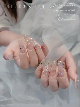 ネイル 🌈 Laule'aのネイルデザイン