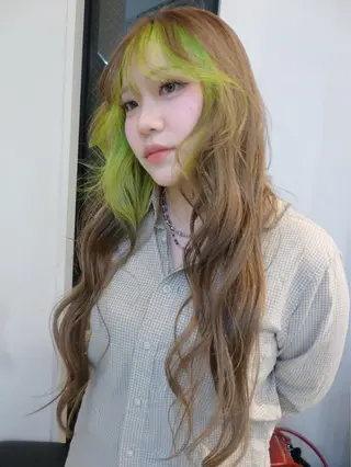 カラー カラー特化🎀/ 艶カラー🫧渋谷のヘアスタイル