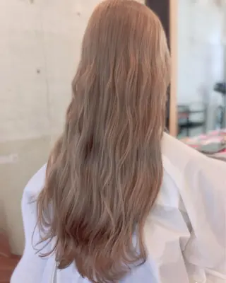 ロング カラー 千 田のヘアスタイル