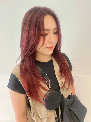 ロング カラー 宮永 智香のヘアスタイル