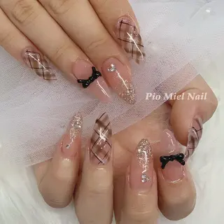 セミロング Pio Mielのネイルデザイン