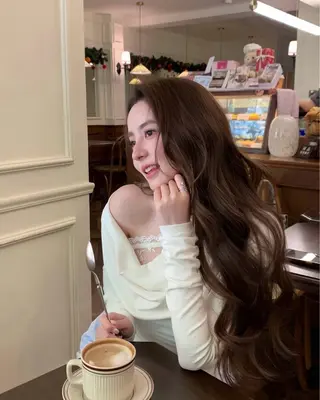 ロング カラー ブリーチなし透明感 艶🌟YOSHIKIのヘアスタイル