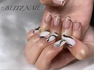 ネイル BLITZ Nail 岩田💅🏻✨のネイルデザイン