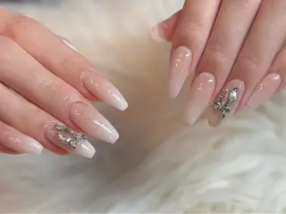 ネイル le'a-レア-【ア イ×ネイル×眉】のネイルデザイン