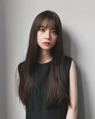 ロング レイヤー/顔周り カット/松岡 祥利のヘアスタイル