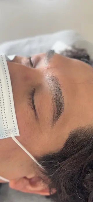 メンズ アイブロウ clear所属・Nana ♡の眉毛・アイブロウイメージ