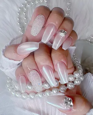 ネイル She   Nail所属・ISA_ BELLAのネイルデザイン