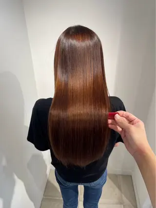 ロング 🎁毎月通える価格✨ QUATRO金子裕也のヘアスタイル