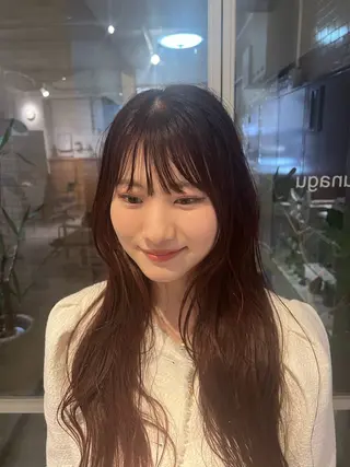 ロング カラー 南部 綾音のヘアスタイル