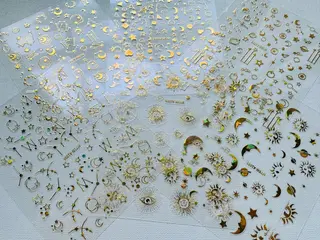 ネイル M Hのネイルデザイン