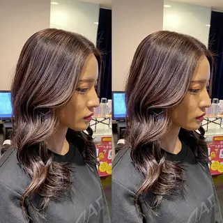 セミロング カラー 【カラー指名No 1✨】HIBIKIのヘアスタイル