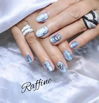 ネイル RAFFINE haru🦋🩵のネイルデザイン