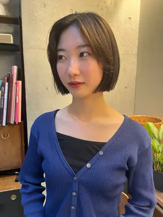 ショート レイヤーカット\ウル フ　chinatsuのヘアスタイル