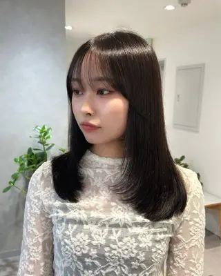 ミディアム カラー ❤️ショートカット ・顔周りカット❤️のヘアスタイル