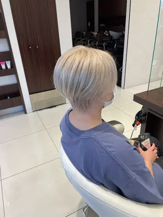 ショート カラー 竹田 京人のヘアスタイル