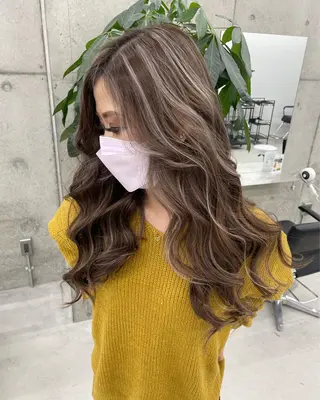 ロング LINOET  nagoya所属・手島 カミラのヘアスタイル