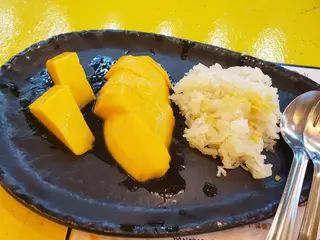 GIFT所属・谷 結奈のヘアスタイル