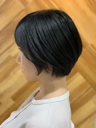 ショート Alani所属・arc. arc.のヘアスタイル