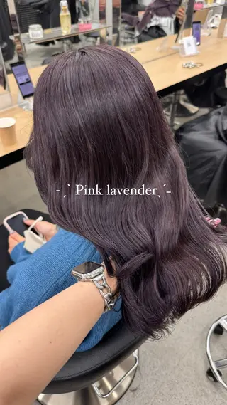 ロング カラー 暗髪🩶ラベンダー/ ブルー/ユウナ🤍のヘアスタイル