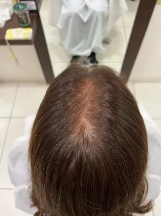 ミディアム カラー 三 嶋のヘアスタイル