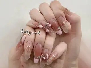 ネイル ラッキーネイルサロン 西川口東口店のネイルデザイン