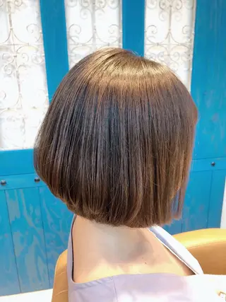 ショート 代表山口ひな 髪質改善のプロのヘアスタイル