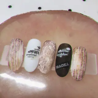 ネイル 奥園 良恵のネイルデザイン