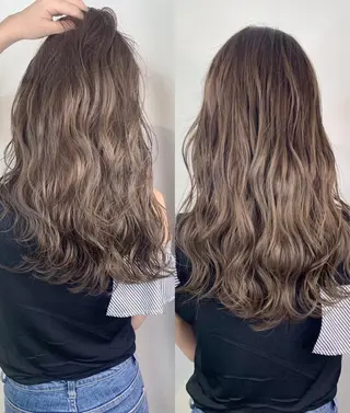 セミロング カラー _WHITE 高槻のヘアスタイル