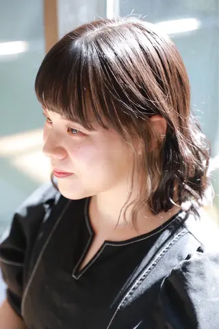 カラー グラースアンジュ浦和ワシントンホテル店所属・新井 愛佳のヘアスタイル