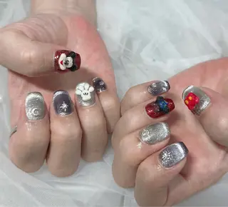 ネイル LAVISH nanamiのネイルデザイン