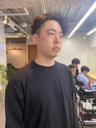 メンズ シャドウパーマ/ 波巻パーマYu-Kiのヘアスタイル