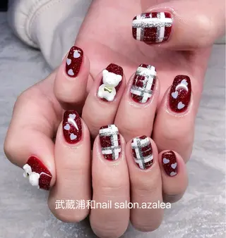 ネイル R inのネイルデザイン