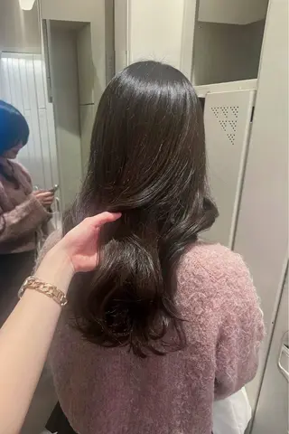 カラー 松本 萌奈のヘアスタイル