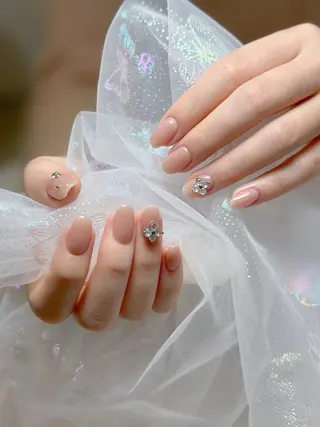 ネイル Maggie nailクロのネイルデザイン