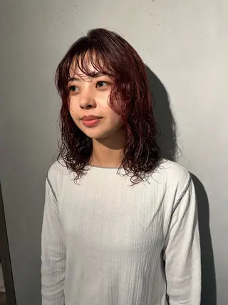 ミディアム カラー パーマ 美髪・シールエクステ ホソタニリョウコのヘアスタイル