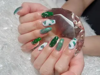ネイル Nail&eye Belire 新宿のネイルデザイン