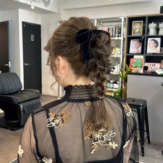 ロング ヘアアレンジ ﾚｲﾔｰ/ﾊｲﾄｰﾝ WAKANAのヘアスタイル