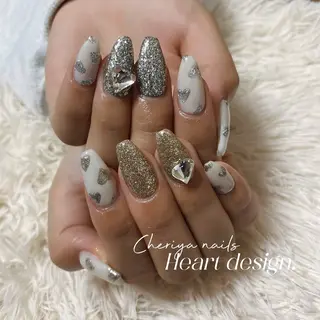 ネイル C Miaのネイルデザイン