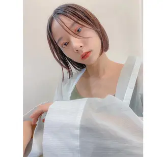 ショート THE DAY所属・AKI HASHIMOTOのヘアスタイル