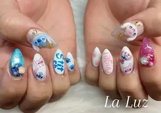 ネイル 小川 真里奈のネイルデザイン