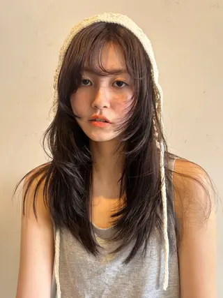 ロング レイヤーカット/ 透明感カラーmikuのヘアスタイル