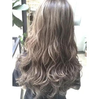 ロング カラー 井上 一平のヘアスタイル