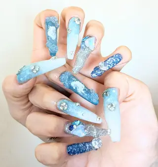 ネイル Lily nail 船橋 yuki🍒のネイルデザイン