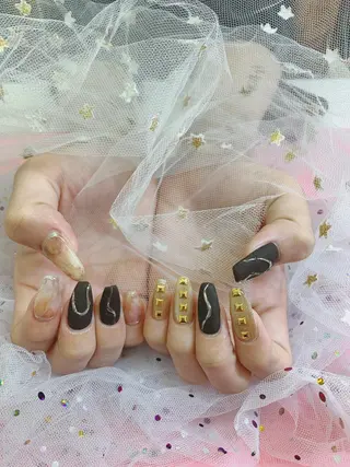 ネイル 🦋ネイルサロン ブラン🌈ゆりのネイルデザイン