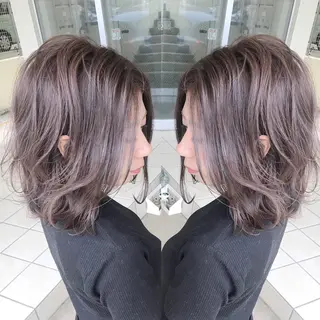 ミディアム カラー grand juteのヘアスタイル